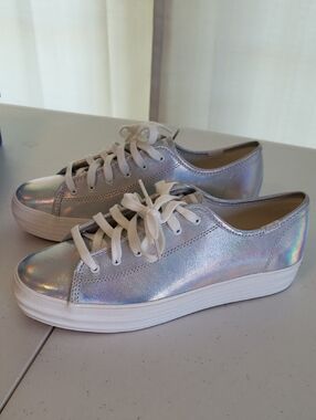 BRAND NEW Keds Size 7.5